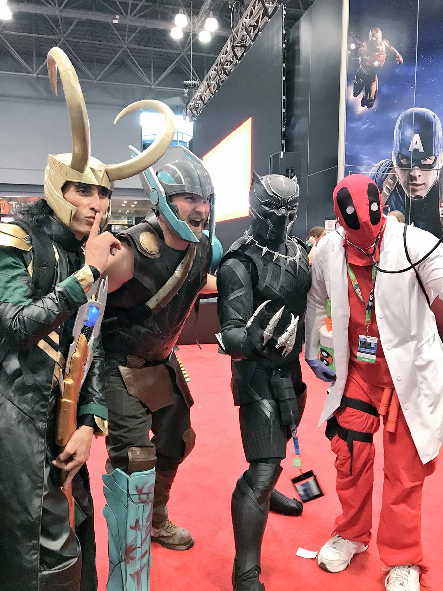 curiousjoi's tweet image. These are the real Revengers 😂

#ThorRagnorak #thor #loki #blackpanther #deadpool #nycc