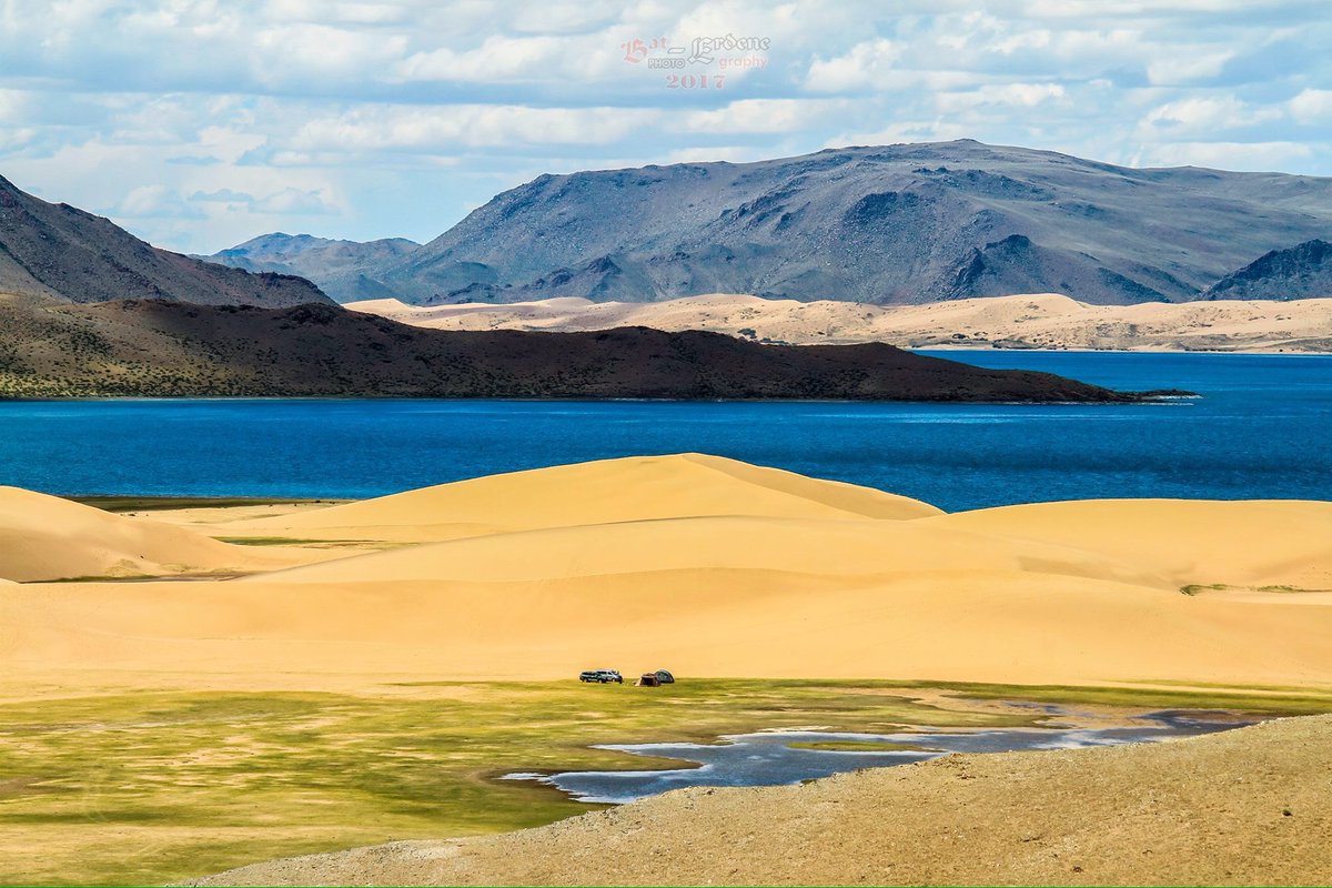 Өглөөний мэнд.. 
Амралтын өдрөө сайхан өнгөрүүлээрэй...