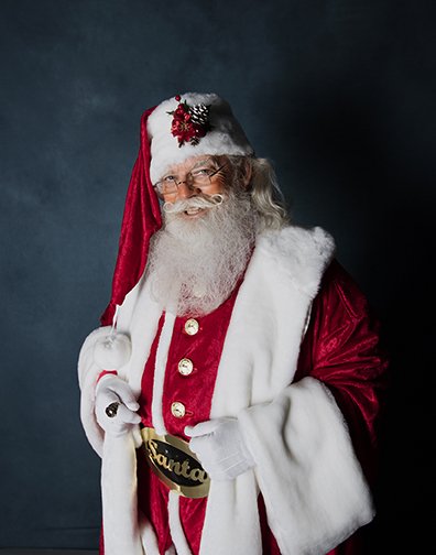 jacko726's tweet image. Don't miss out getting your picture with Santa at the Willowbrook High School Craft Show at 1250 S Ardmore in Villa Park on October 21 2017🎅