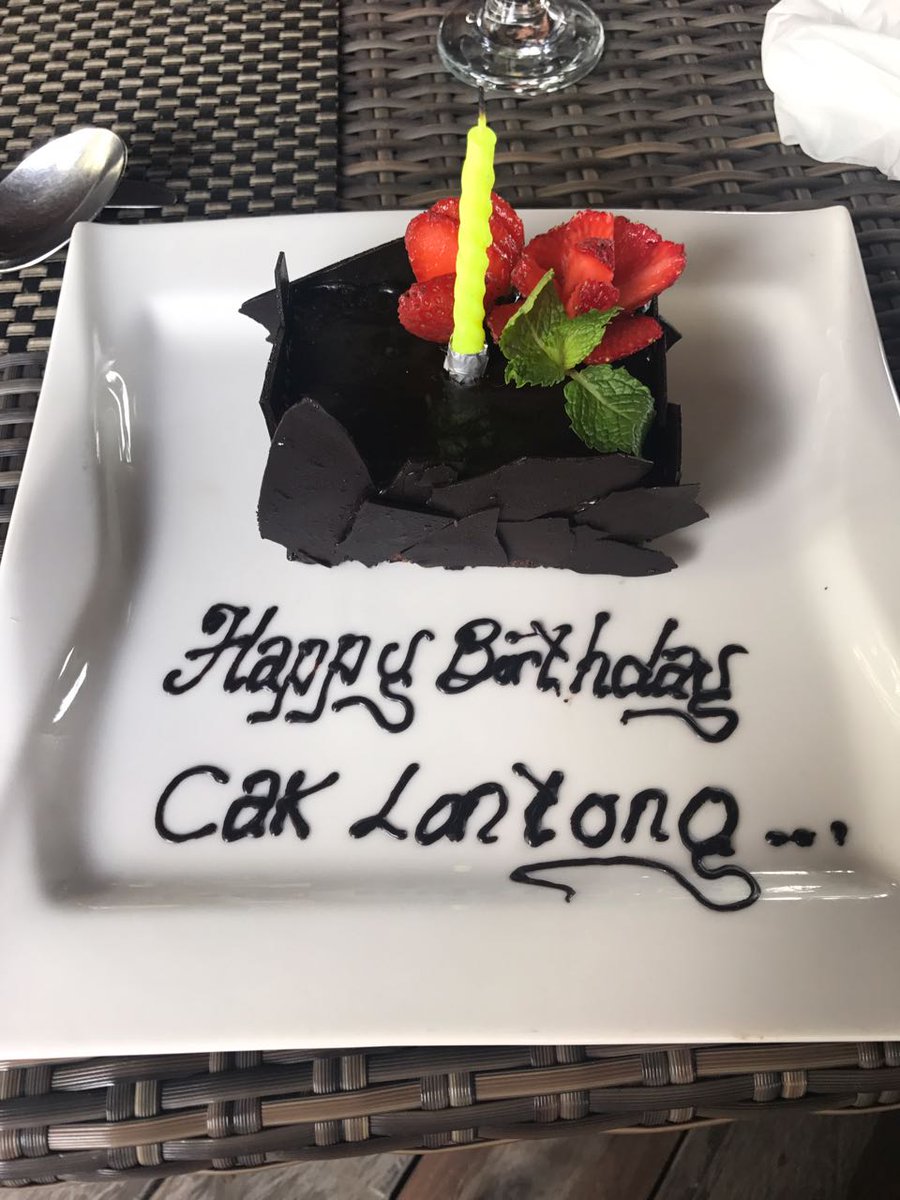 Sugeng tanggap warso kagem sinuwun <a href="/C_lontong/">Cak Lontong</a> mugi2 tansah pinaringan bagas waras lan rahayu,sehat sehat sehat 🎂🎉🎊🎁
