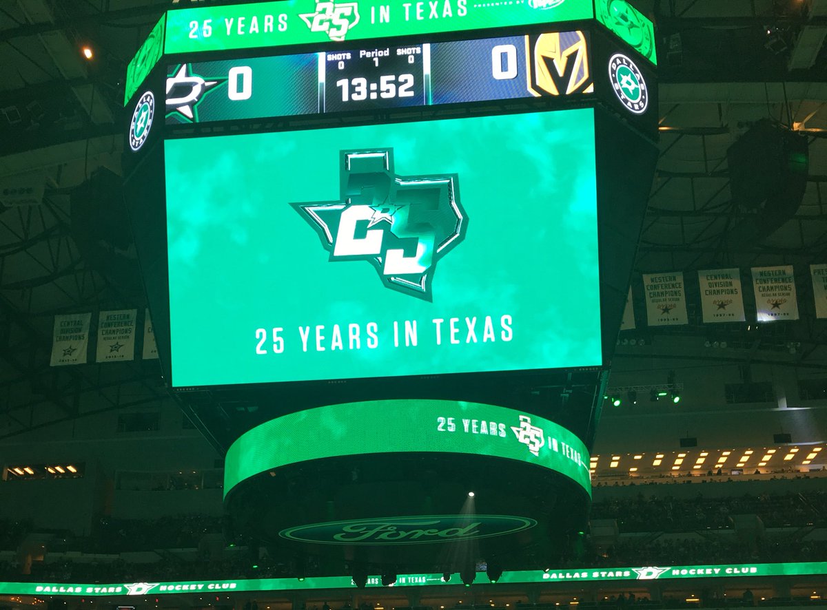 ShankleTXDECA's tweet photo. My second favorite season of the year, behind #DECASeason of course! #HockeySeason #GoStars https://t.co/kVwLJ0vWZU