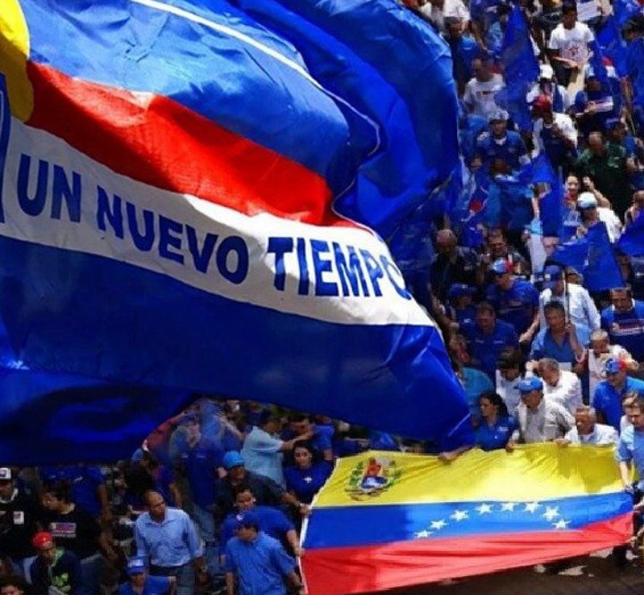 manuelrosalesg's tweet photo. La lucha del @partidoUNT es incansable, como artífices del cambio, para lograr la victoria de los candidatos de la Unidad en todo el país. https://t.co/zzacN24JfN
