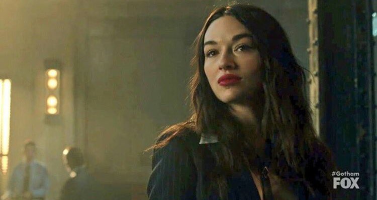 crystalreedchi's tweet photo. 📸| Stills de Crystal Reed como Sofia Falcon en el 4x03 de Gotham https://t.co/trExAJMbSv
