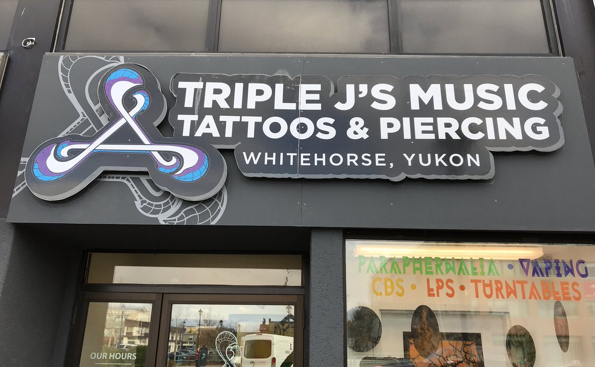 AbsentForce's tweet image. Apparently they do walk in’s. The question is how good are their drums 🥁? @zanrowe