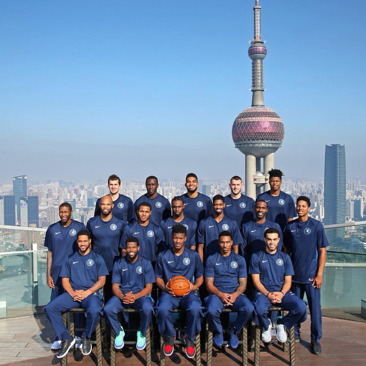 Timberwolves's tweet photo. Team photo in Shanghai! 🇨🇳 #NBAGlobalGames https://t.co/mX8nF8QD3p