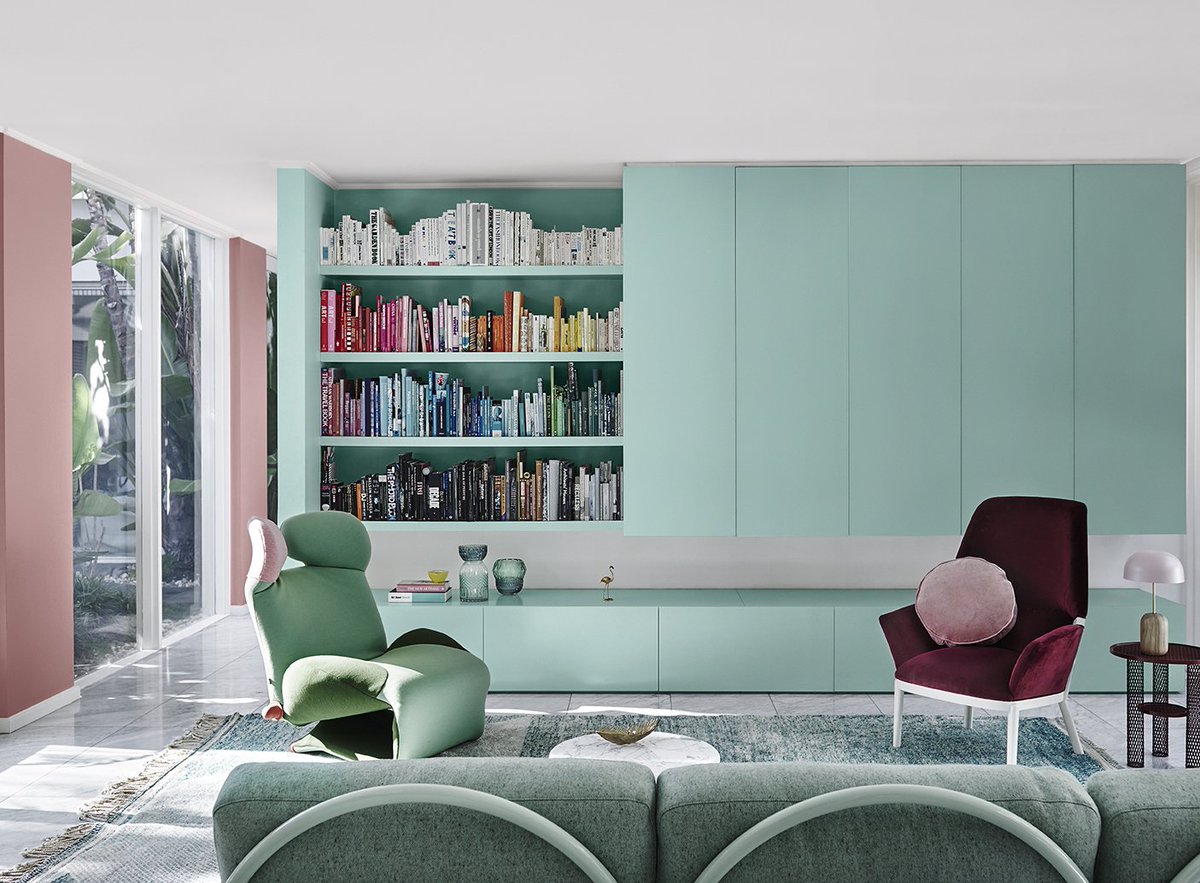 The tropical colour palette in the Dulux Colour Forecast 2018 is the perfect match with the lively and bold Cassina Wink armchair.