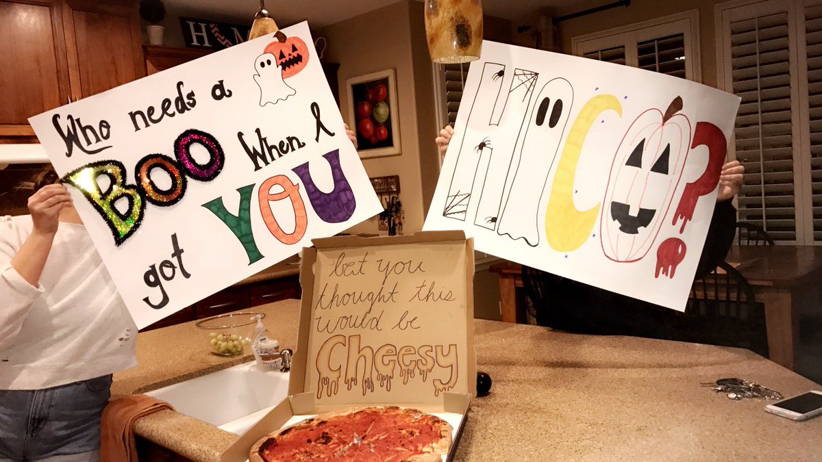 mirandacore4's tweet photo. she said yes ;)) #hocodate #bffs ππ½ππ https://t.co/3p57oLTVMf