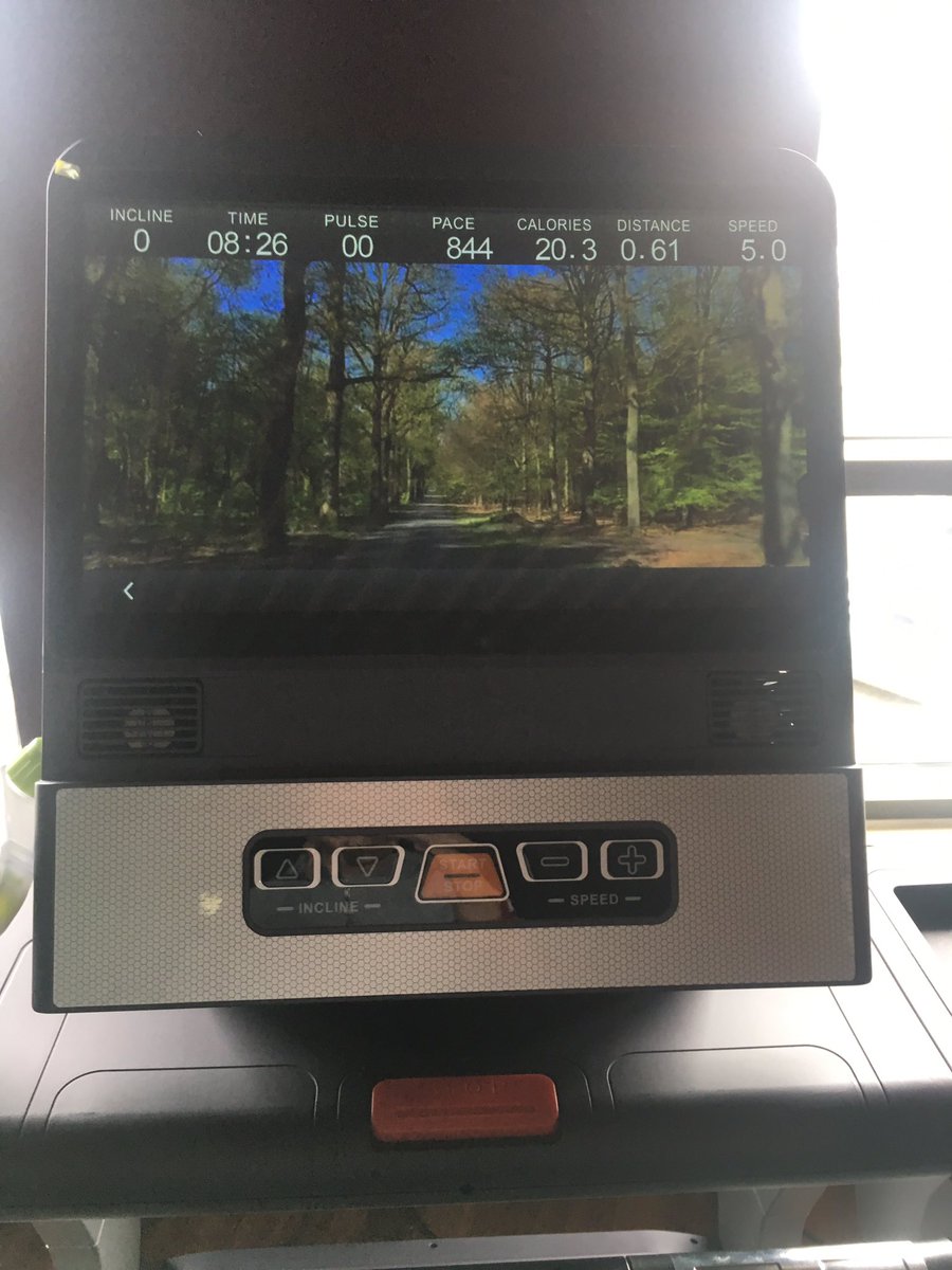 Хөлсөөр стресс гадагшилдаг!Хөшиж "үхэхгүйн" тулд, залуу насаа хадгалахын тулд залхуу хүрч бсан ч зааландаа ирдэг🙆