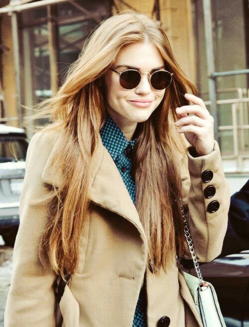 HAPPY BIRTHDAY HOLLAND RODEN!!!!    