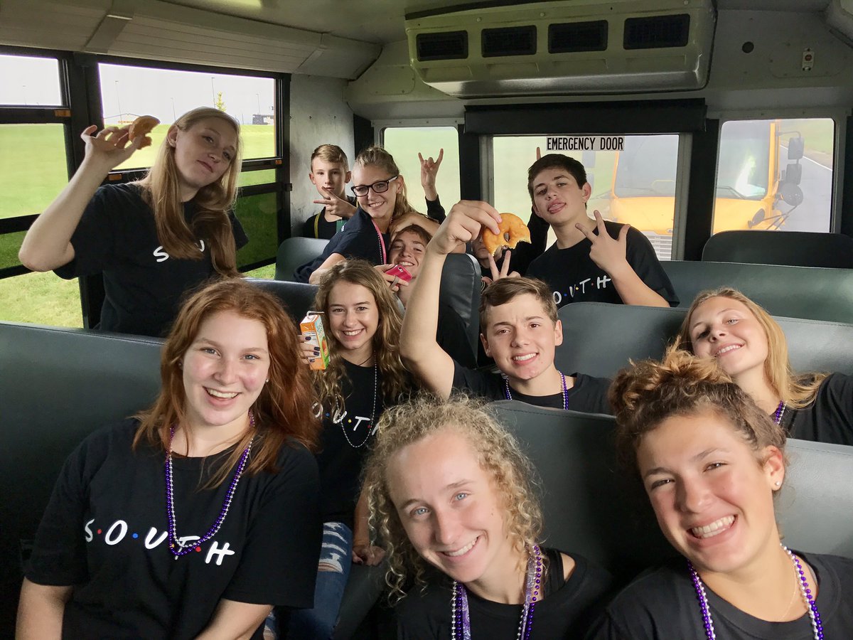 AnnikaMunch77's tweet photo. @SOUTH_STUCO @Lathrop_Stuco my legs are sore and my eyes are hardly open but it was a Districts to rememberโฅ๏ธ #MASCxNW #gustonation https://t.co/MIzEgcMvKS