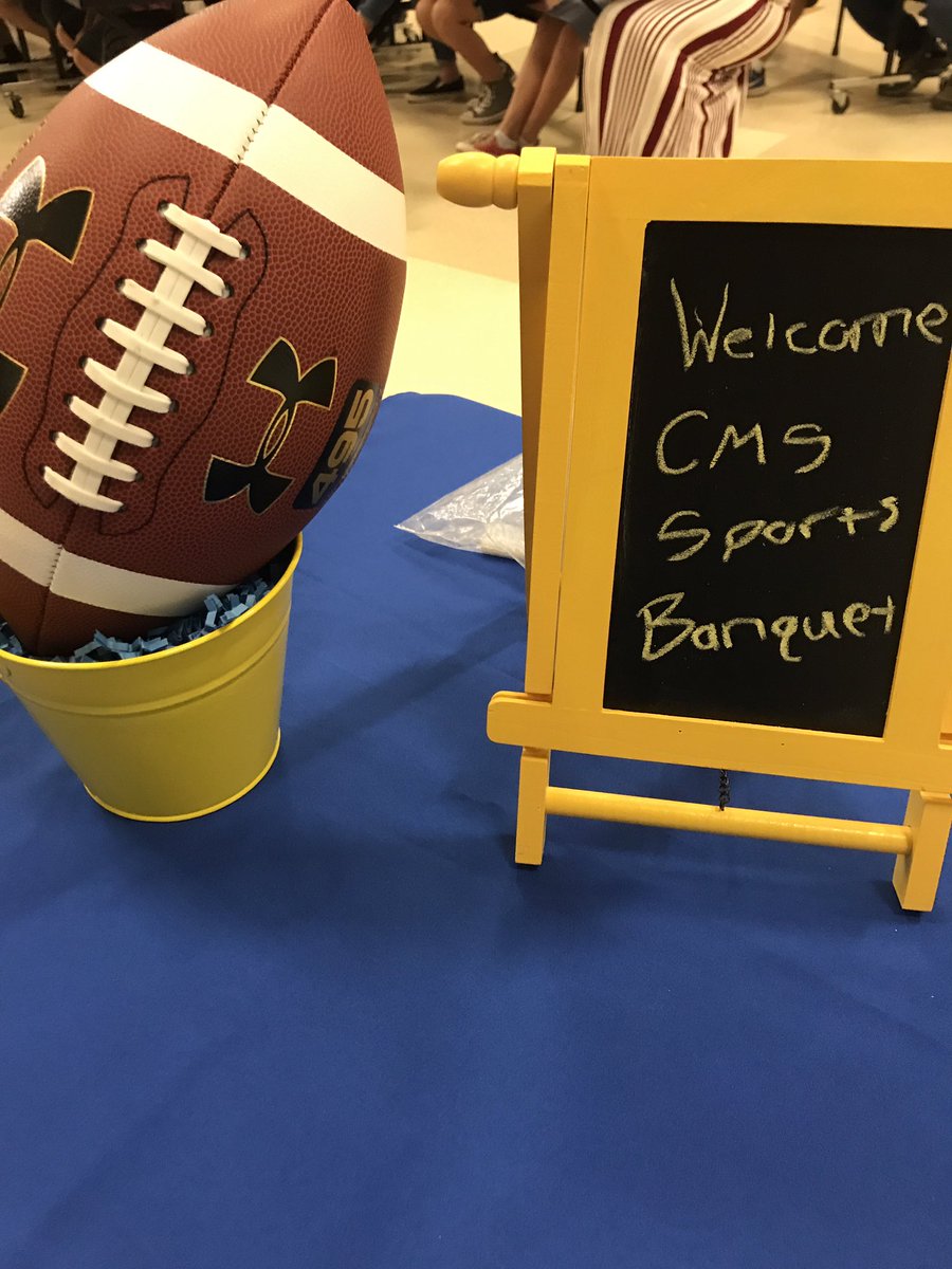 CombsCougars's tweet photo. Combs First Quarter Sports Banquet was a huge success. #combslead #cougarpride #santanvalley https://t.co/9yMXAK915v