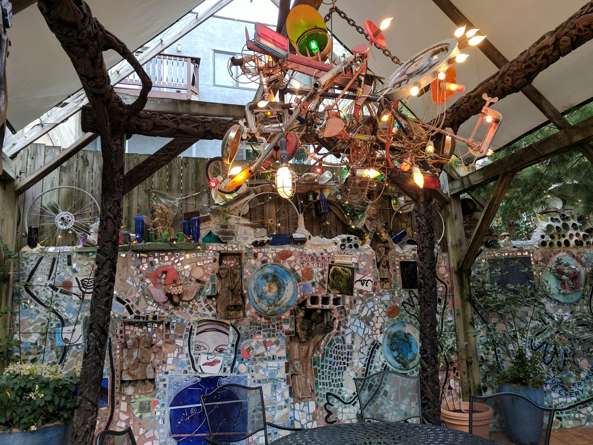 YashYanthi's tweet photo. So @magicgardens in @visitphilly was amazing! ♥️ So much shine and glimmer #MurphysDoPhilly #PhillyPartner https://t.co/GRXiyeBjSK