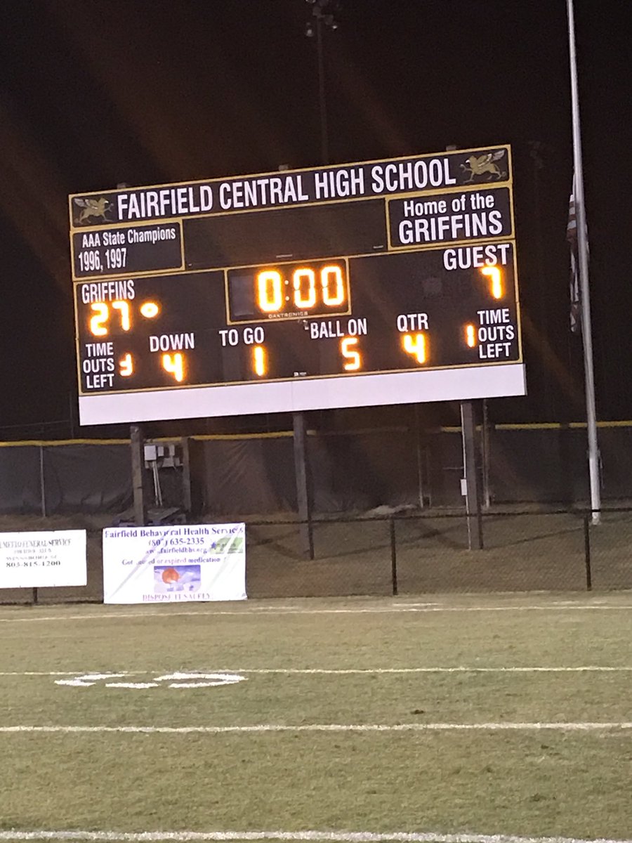 FCHSGriffins's tweet photo. Pink Out Game&amp; the Griffins get the WIN against Camden! #LevelUp #BreastCancerAwarenessMonth #UndefeatedinRegion https://t.co/hnyMByjOpX