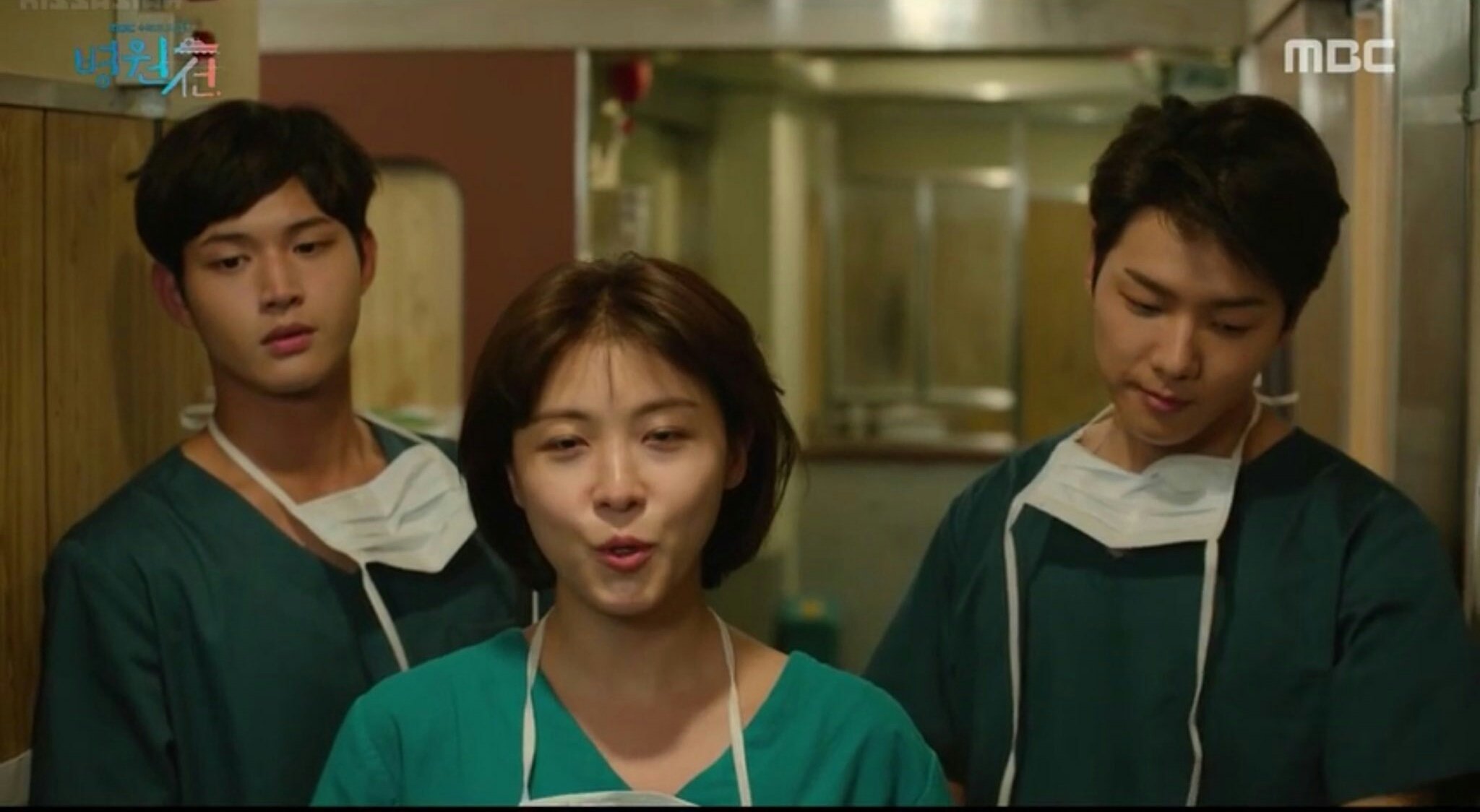 DLgKjDDVYAEfc7V.jpg:large