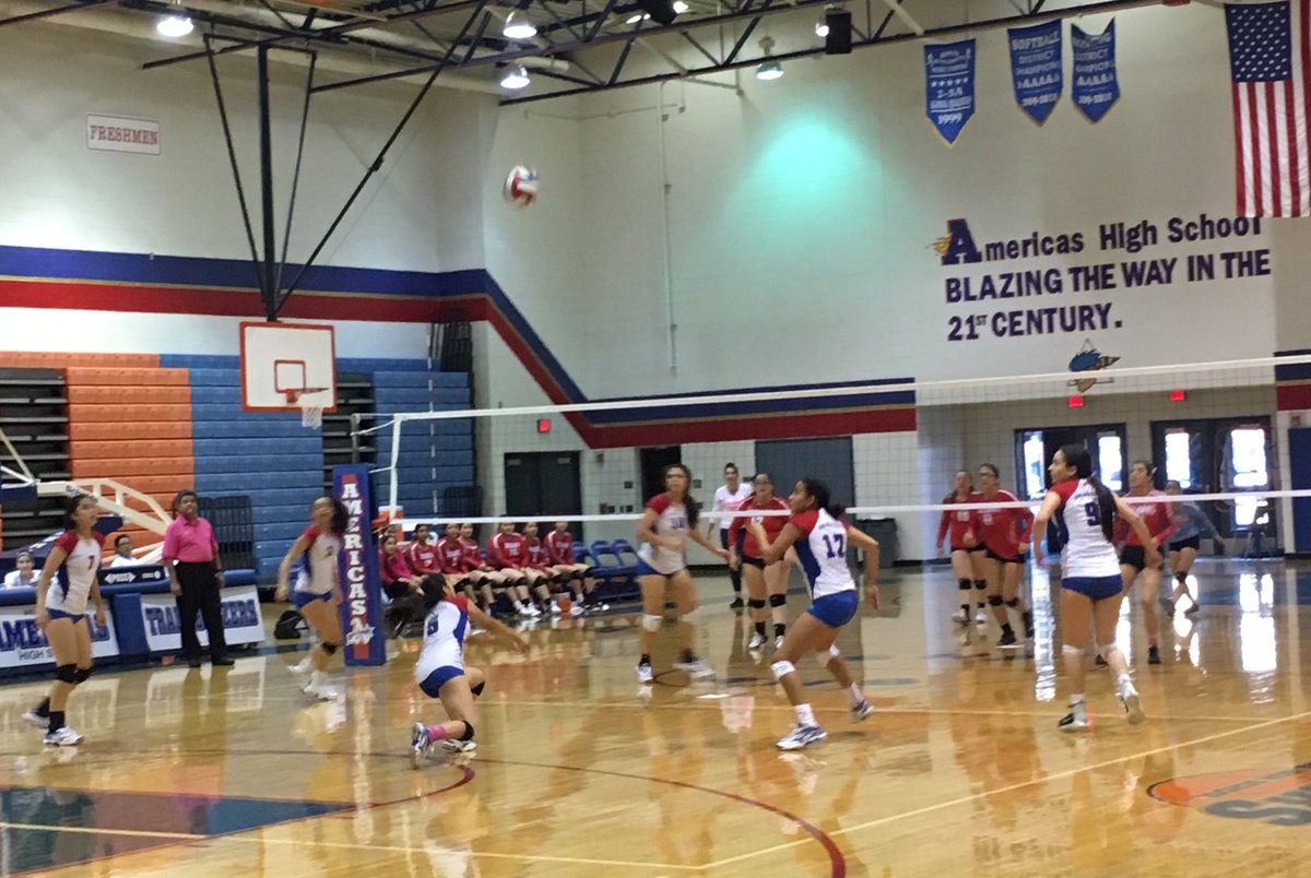 Americas_HS's tweet photo. Win, win and win! 🏐 Great job 9th, JV and Varsity! 🏐 #TeamSISD #BlazerNation #Americas_HS https://t.co/sSRxn6dEAF