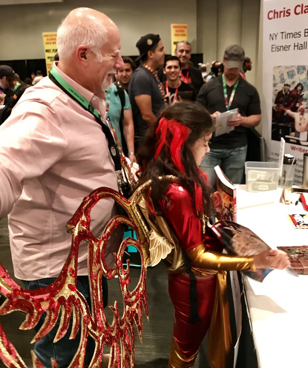 dgartside's tweet photo. @NY_Comic_Con @XMenMovies @Marvel Magical moment...Dark Phoenix meets her creator, Chris Claremont. #NYCC #NYCC2017 #MarvelNYCC https://t.co/5puwjUN2Bu