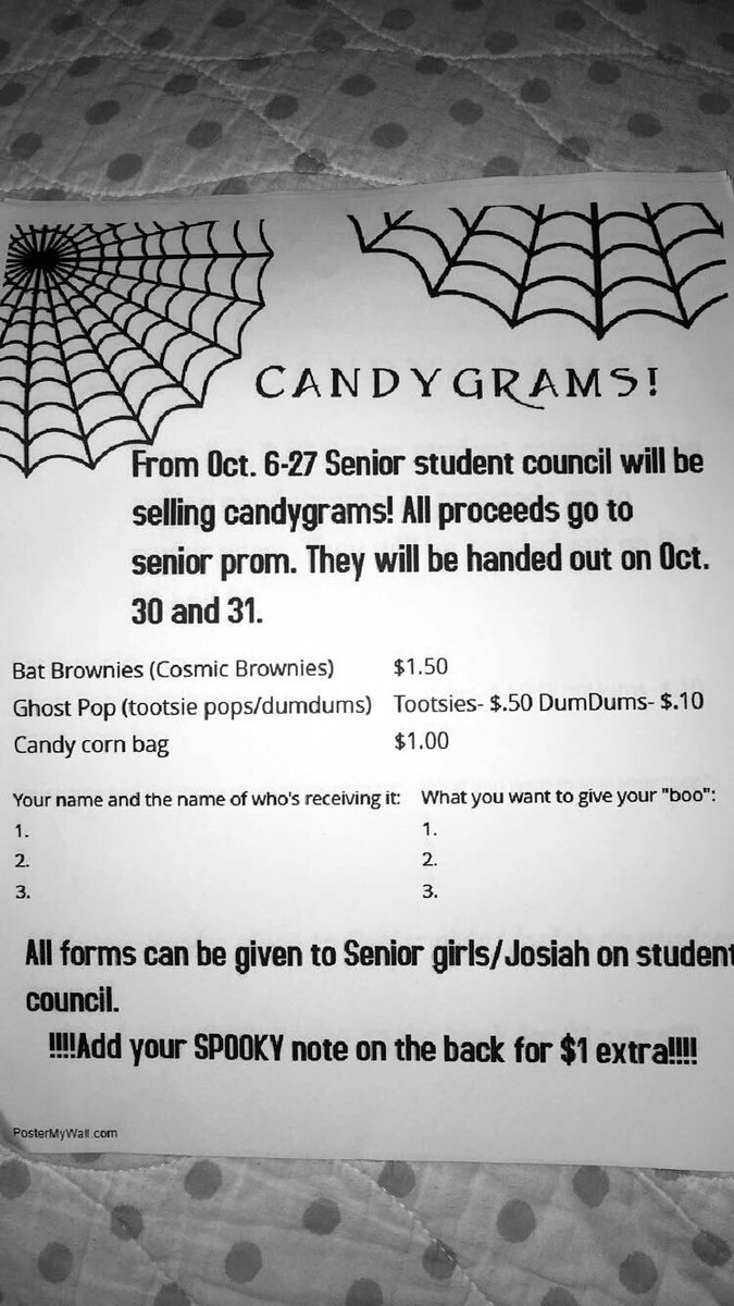 russ_stuco's tweet photo. Senior stu co is selling candygrams!! Contact any senior member for one👻 https://t.co/KXs9QcpA4e