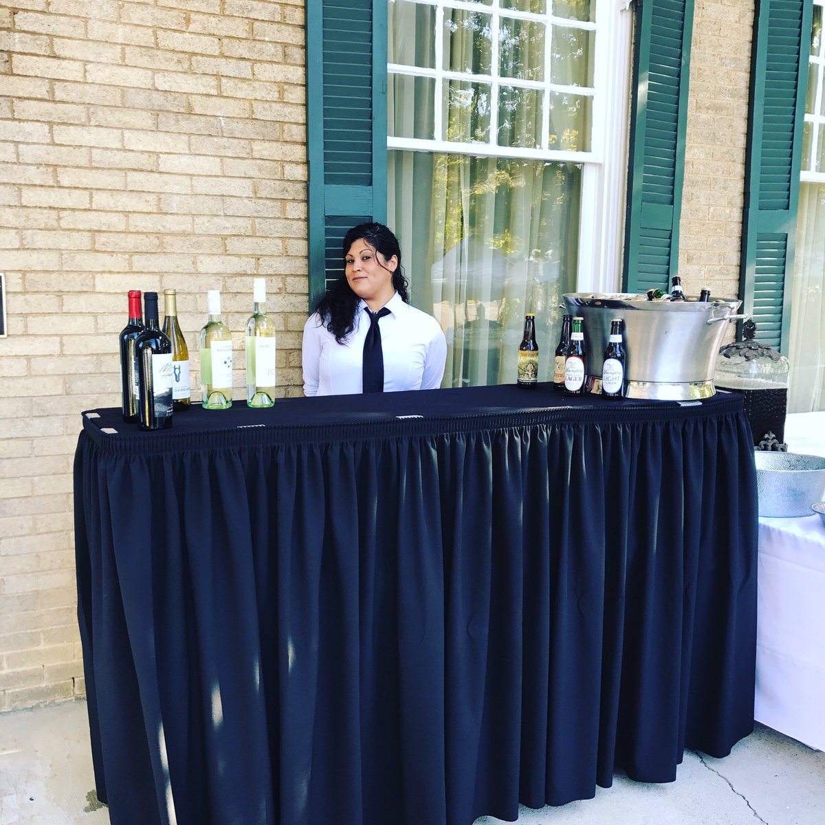 Liquid_Staffing's tweet photo. Congratulations Sarah &amp; Sam! A beautiful wedding at the Trinkle Mansion. #reception #weddingreception #liquidstaffing  #yourgrateescape https://t.co/Tm2LB3FHQS