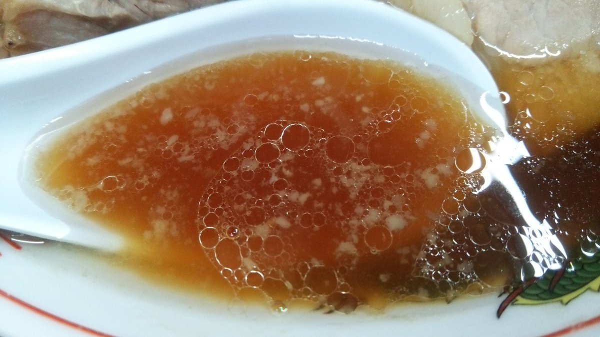 なーしー ラーメン二郎京都店でひかえめラーメン 680 九条ネギ 100 生玉子 60 野菜 ニンニクを 非乳化スッキリ 化学調味料のライトな仕上がりのスープに九条ネギが良く合います 野菜はシャキシャキめで豚は柔らか 麺はモチッとしていて量は控えめ なーしー ラーメン二郎京都店でひかえめラーメン 680 九条ネギ 100 生玉子 60 野菜 ニンニクを 非乳化スッキリ 化学調味料のライトな仕上がりのスープに九条ネギが良く合います 野菜はシャキシャキめで豚は柔らか 麺はモチッとしていて量は控えめ