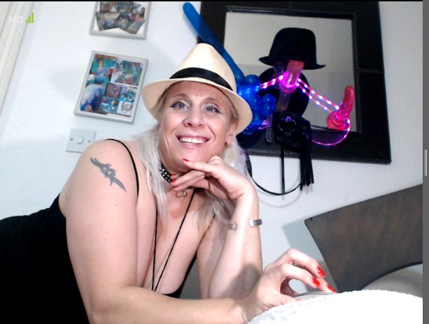 #CAM4 I'm live on cam4.com/url/Low9MPUf