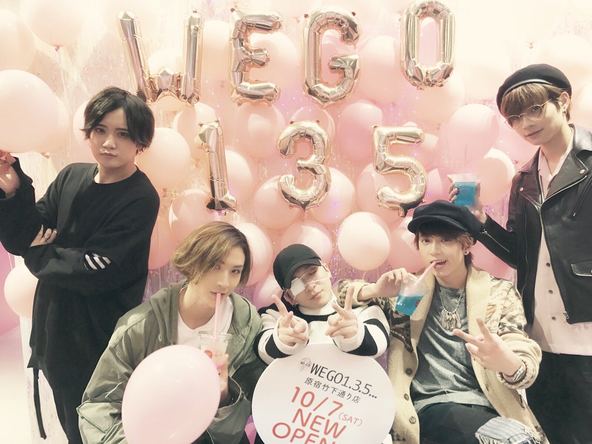 DRESS_No_OSAKA's tweet photo. 【WEGO1.3.5...店のレセプションパーティに行かせていただきました】全員でお邪魔して来ました!
可愛いフォトスポットとメンバーとの組み合わせはいかがでしょうか?
本日からオープンなので行ってみてねー!
#WEGO135
#DRESS_No. https://t.co/RZ3xCyJ3tn
