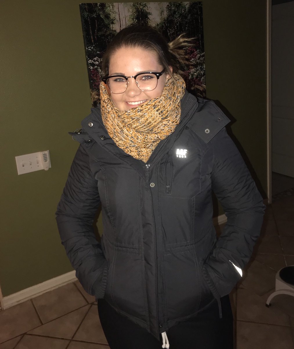 SoccerMomFL's tweet photo. I’d say this #floridagirl @Caytay__  is ready for her first @UTKnoxville winter #allshoppedout #GoVols #collegelife #Florida https://t.co/e7WTXxxvzQ