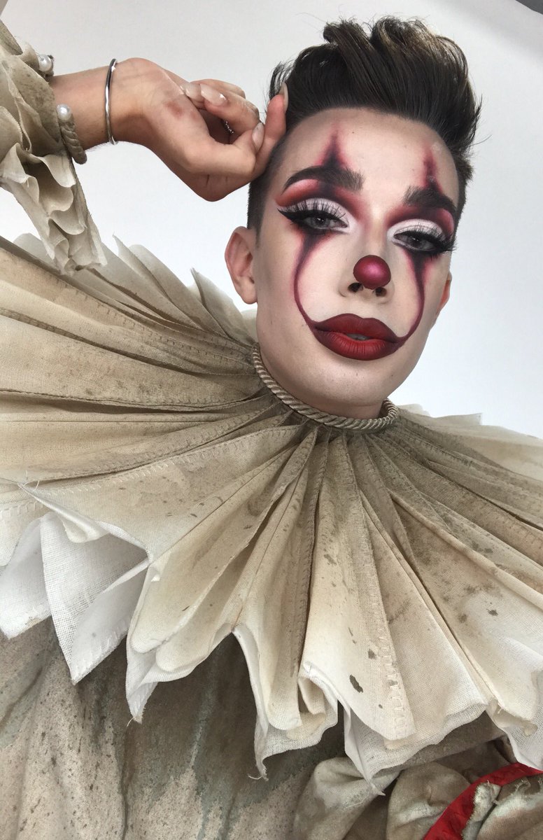 jamescharles's tweet photo. most ironic makeup tutorial in history coming next week lmao 🎈 https://t.co/QQvb6tb9CJ