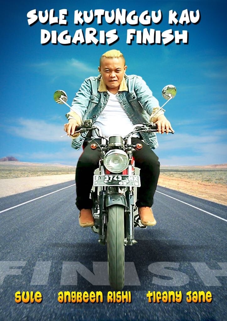 jam 2 siang ini di RCTI!