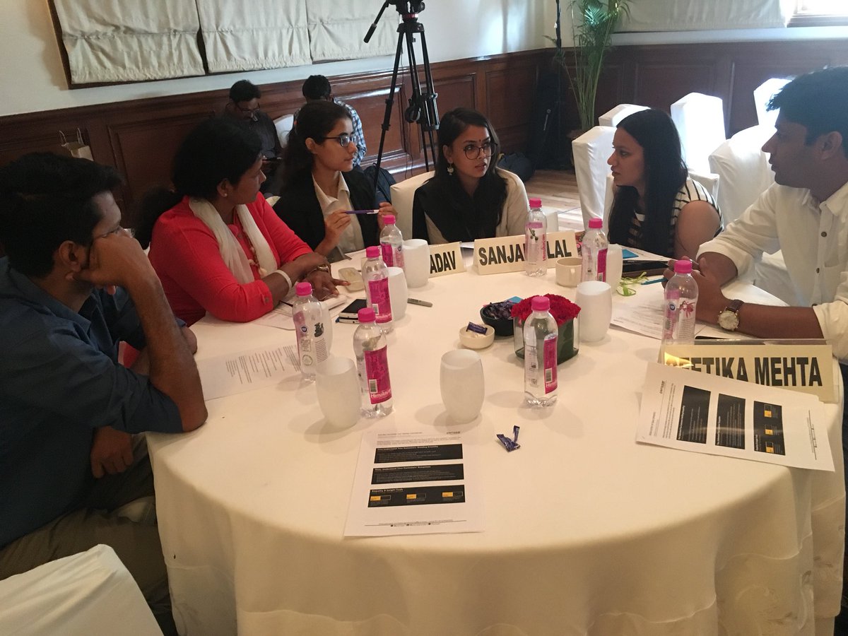 SPG_In's tweet photo. Workshopping Insights with @deepabachu @pensaarindia #SPGExec2017 https://t.co/1xunWjGyoK