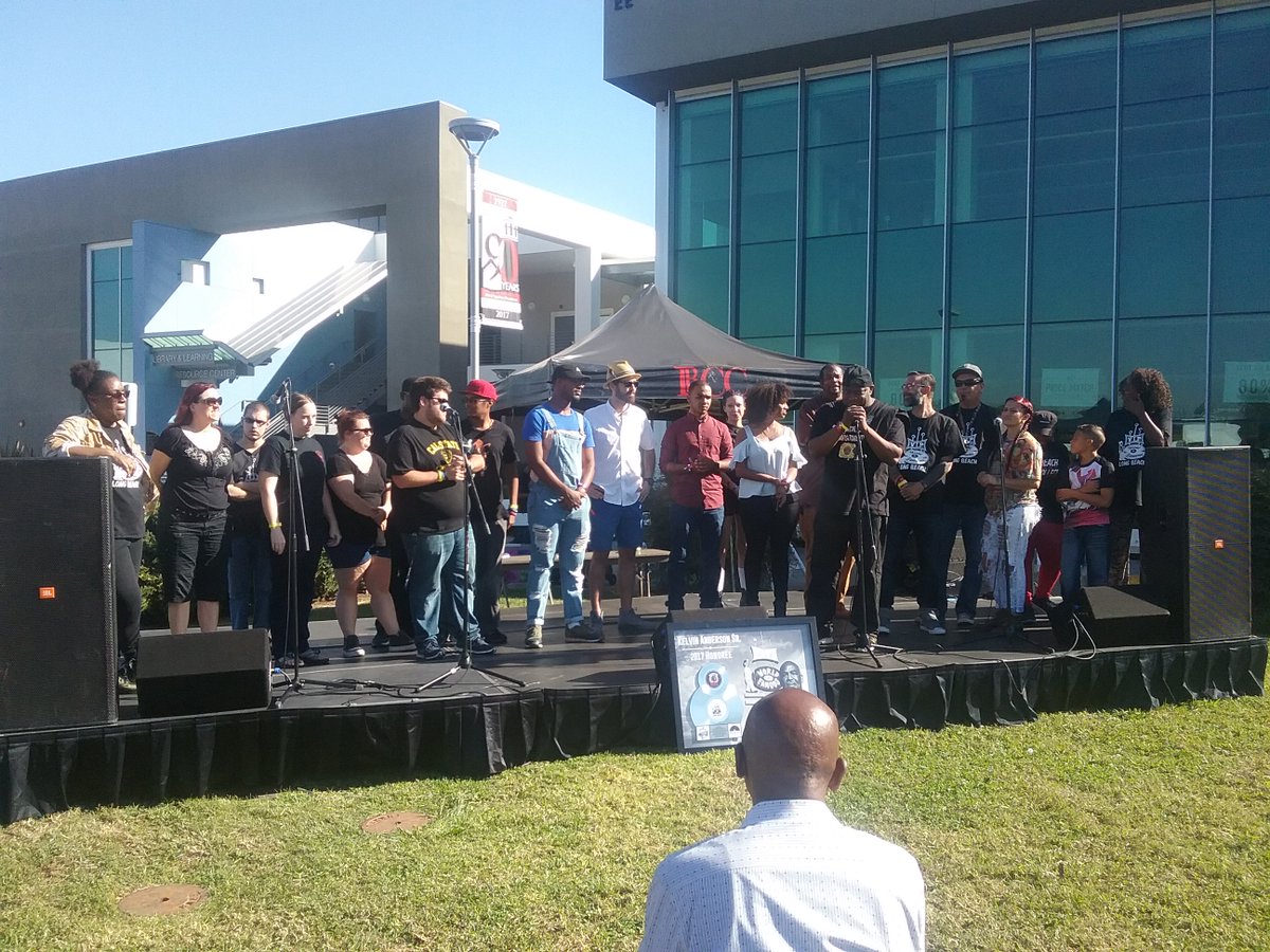 lgroupprmusic's tweet photo. #CollegeRadioDay was a success! Huge thanks to the crew at Long Beach City College. #lbcc #viprecords #longbeach #crd2017
#Lucandcammieshow https://t.co/0N0u3cRrHj