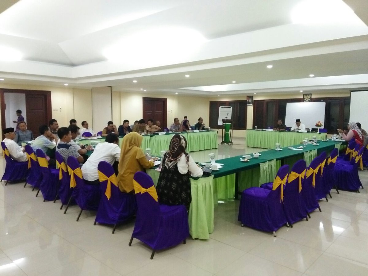 setwan_pdg's tweet photo. Bapemperda DPRD Kab. Pandeglang gelar Rapat Kerja dengan Tim Penyusun Raperda dan SKPD https://t.co/ifDJuR1Xou