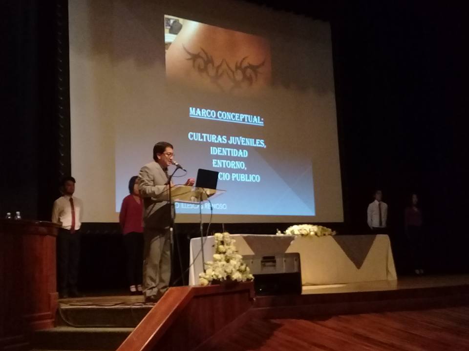 womarquezm's tweet photo. #CONGRESOUC Dr. Diego Illescas "La juventud es un concepto cambiante de manera permanente" #IICOMUNICAUC https://t.co/XhVPHOEYg3