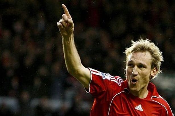 Happy birthday to Sami Hyypia! Incredible servant to Liverpool  