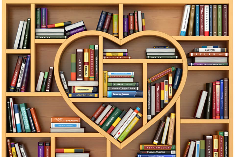 eharmonyUK's tweet photo. We teamed up with @booksaremybag to find the top 10 most romantic bookshops for a date #creativedates #books #dating https://t.co/KWcfwYUlFY https://t.co/UkWv3SoPcl