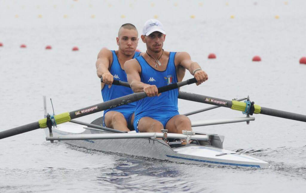 canottaggio1888's tweet photo. Medaglia del giorno, cap.4: 2senza PL medaglia d’argento! #Sarasota #Italremo #Italiateam #coninews #wrchamps #wrch2017 #rowing #canottaggio https://t.co/Dno8GlA5fn