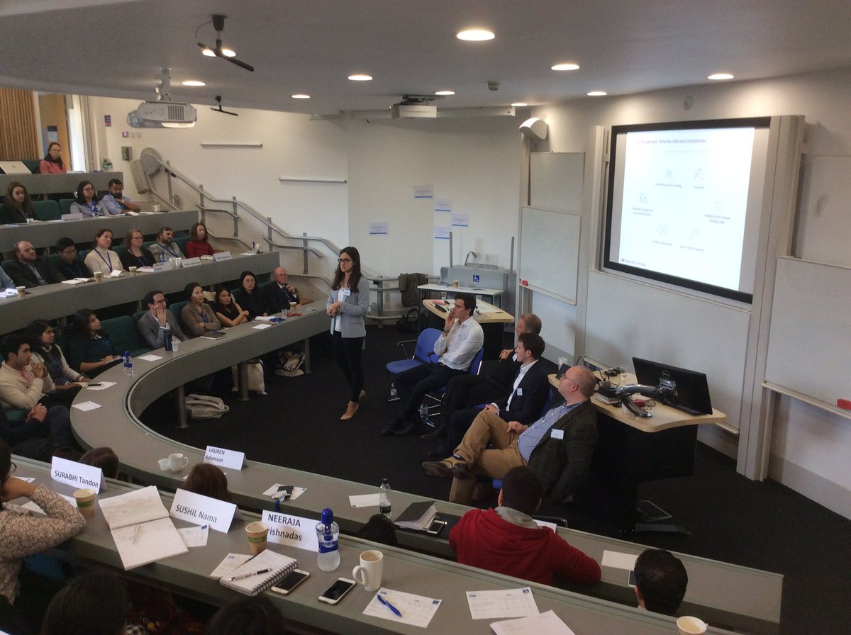 TracyEast5's tweet photo. Consulting-is it for you? Sector specialists delivered some great insights into their worlds @WarwickBSchool, 7 Oct. FTMBA class approve! https://t.co/DjaJMecoeY