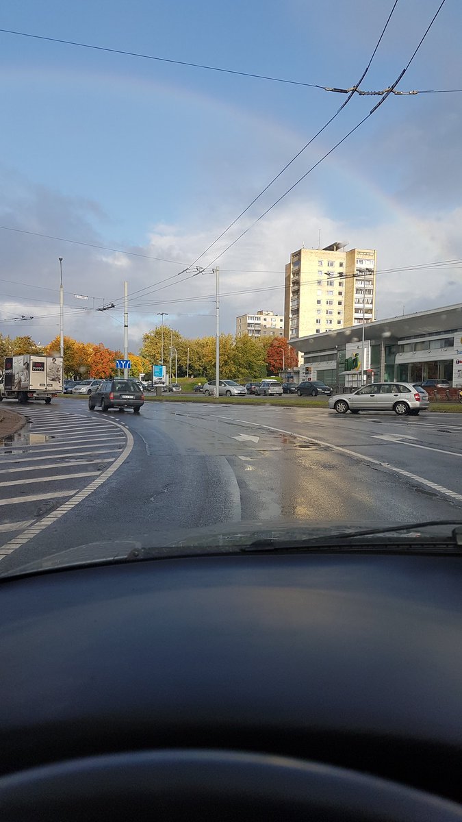 YeschefBlog's tweet image. Słońce i deszcz to piękne połączenie 😀 Dzień dobry 😀