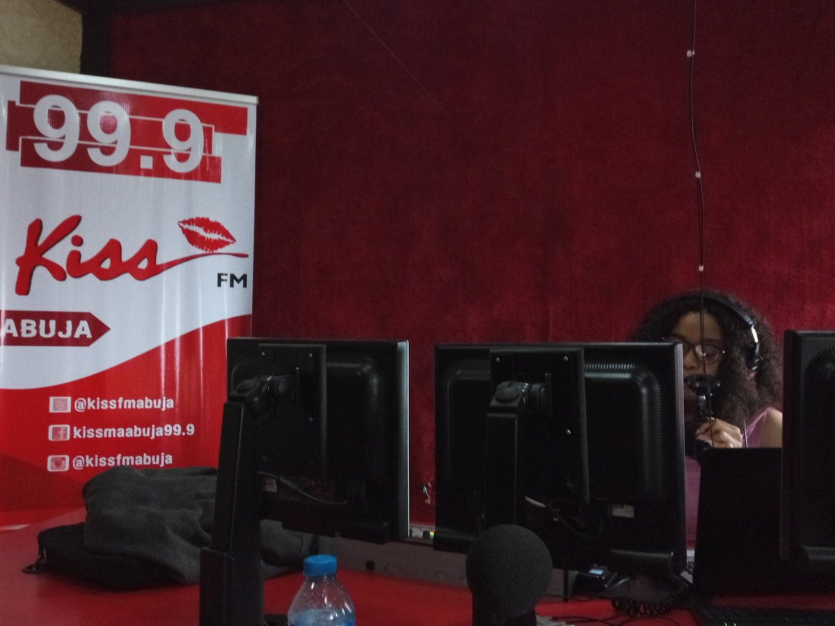 sir_yemilana's tweet photo. Happening now!!!! @KISSFMABUJA #SimplySingle "Should pregnancy be a basis for marriage" @saturdaybreakf3 @agyike @triplek_hanna https://t.co/H5ZlW7sNeY
