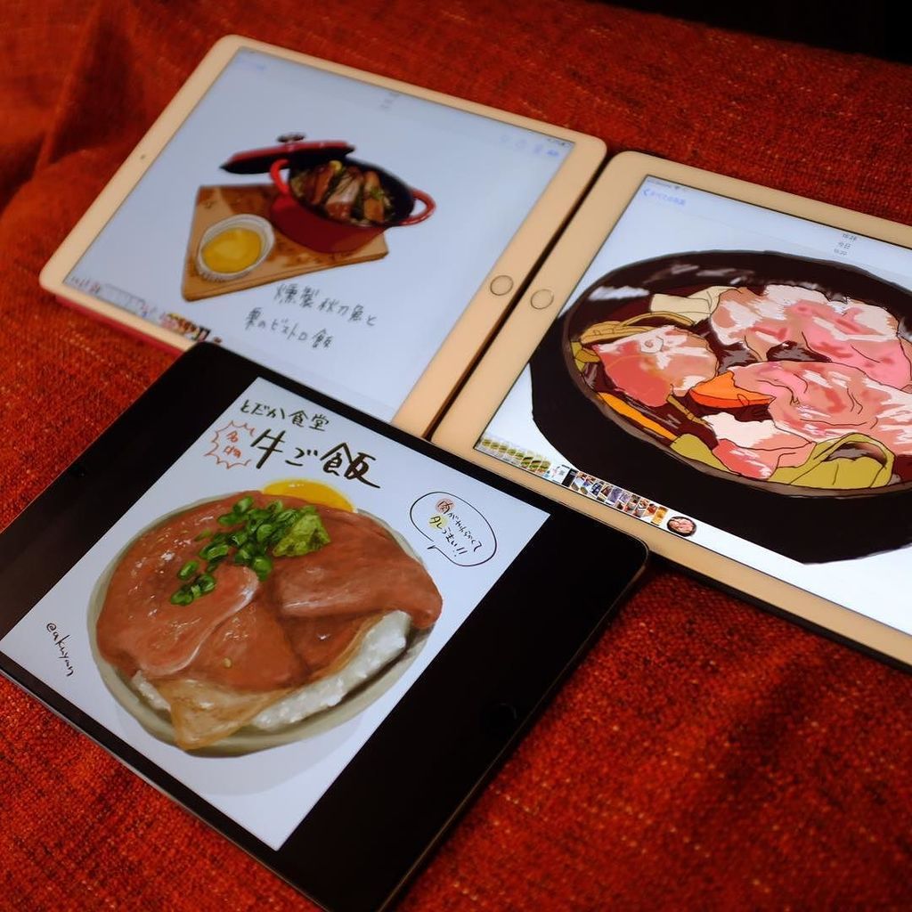 nenzab's tweet photo. iPad Proで、ごはんの絵を描く合宿をやっています。
写真をなぞってて色を塗り塗りしてるだけでもそれなりにできて、すごくたのしい!
あくやんの牛ごはんが半端なくおいしそうすぎる。
#drawpic #drawpicfoo… https://t.co/PrZSwi107c https://t.co/flQzOrQ5Tf
