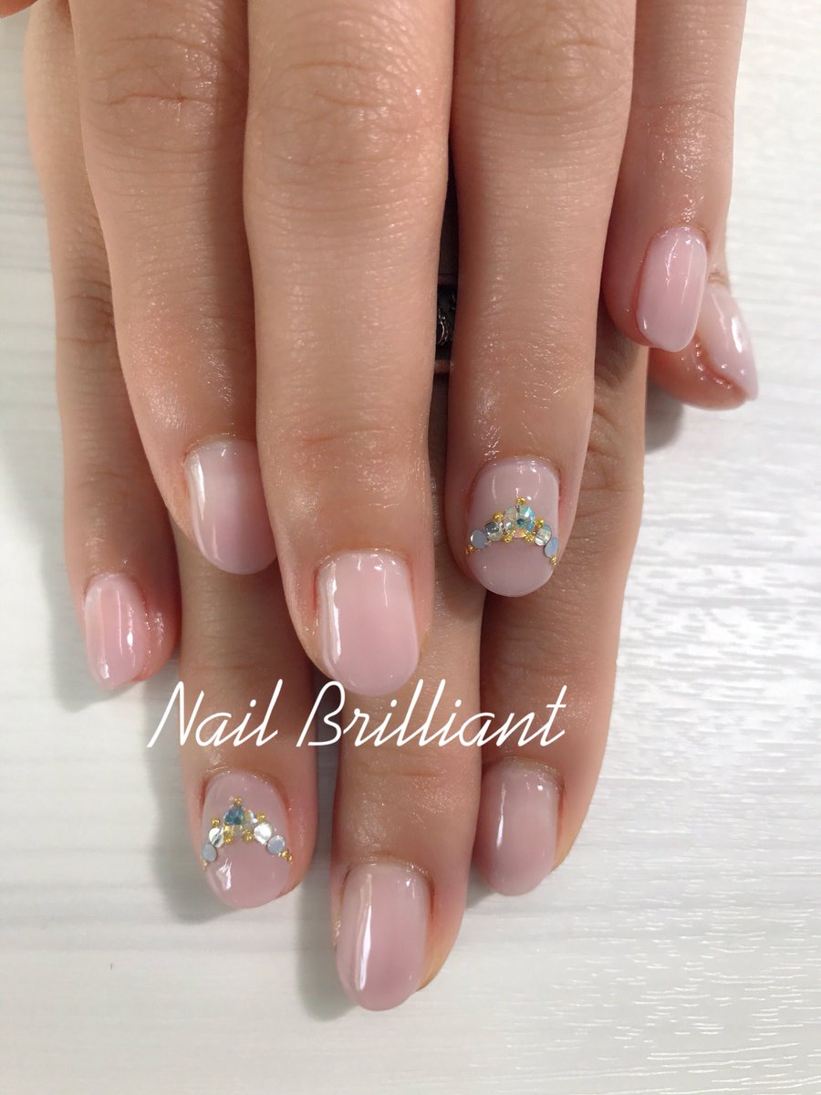 Uzivatel ネイルサロンnail Brilliant Na Twitteru くすみピンクにストーンでキラキラ華やかに オフィスネイルにもピッタリです 秋ネイル くすみピンク 大阪府 河内長野市 千代田 南河内ネイル ネイルサロン 千代田駅 駅近 りそな銀行横 山内農場