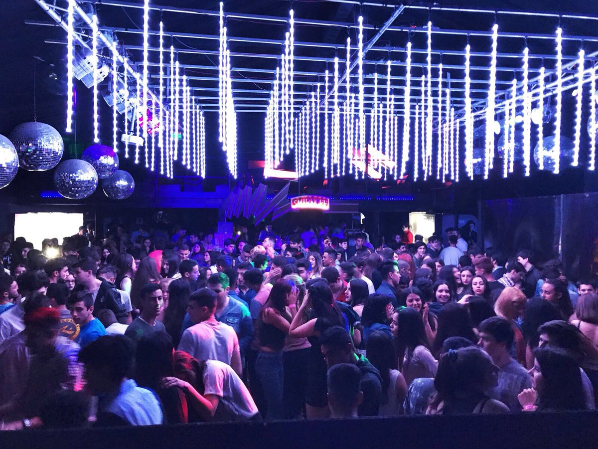 clubdancerrpp's tweet photo. Hay Noche!! #Fest #Miro 🔝🔝🔝🔜🔜🔜 https://t.co/AQ3RPpxvQc