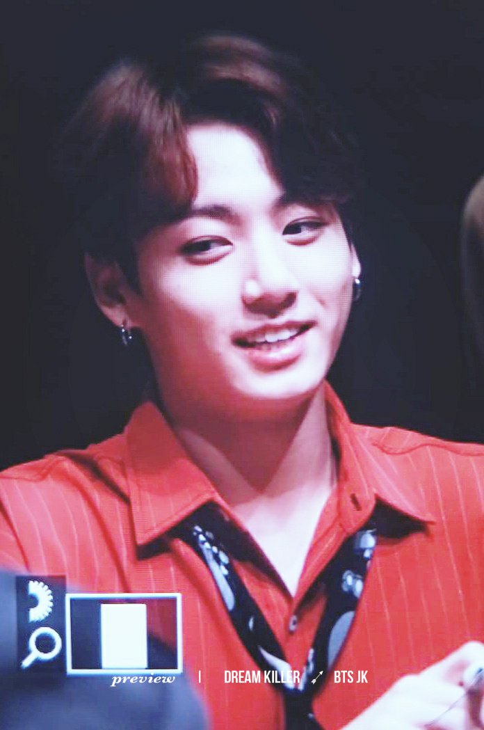Dreamkiller_jk's tweet photo. 171007 서초
Long Time No See 😊

#BTS #JungKook  #JK  
#방탄소년단 #정국 #전정국 #DNA 
@BTS_twt https://t.co/jVLrKCKYZu