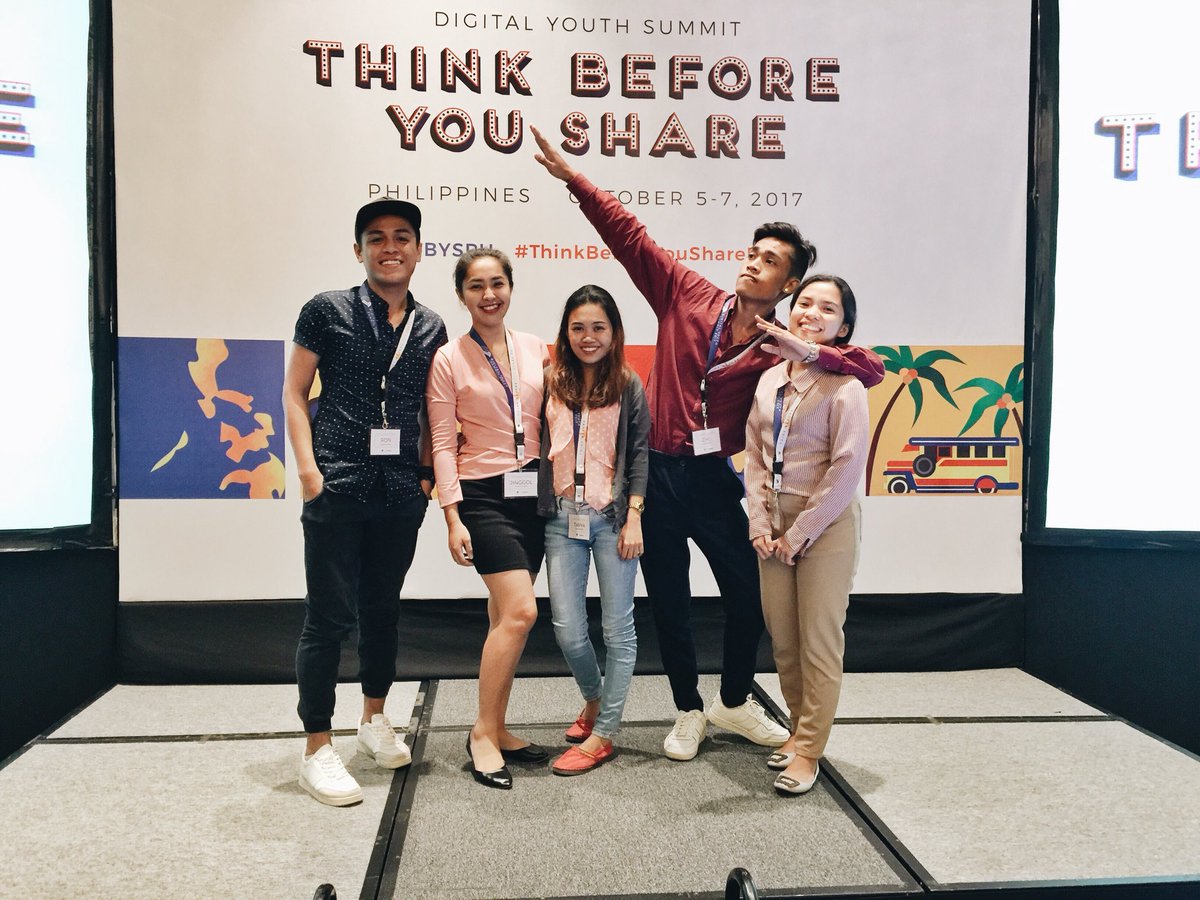 ronieldotph's tweet photo. i am more than proud being part of this very dynamic team, i love you my #revercrossersph team. amdg+
#TBYSPH
#ThinkBeforeYouSharePH https://t.co/WRshZkjmDT
