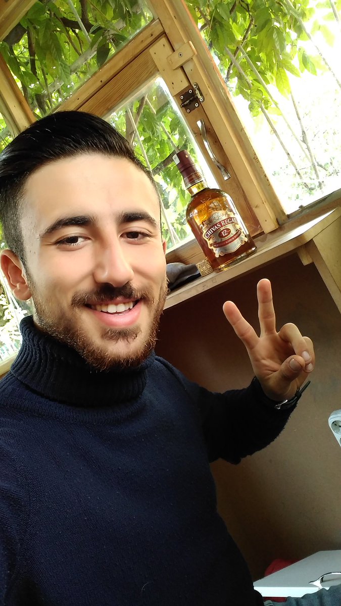 Günaydın  iş başı 🌿
Bir gün amelelik kazanicak ✌😋
