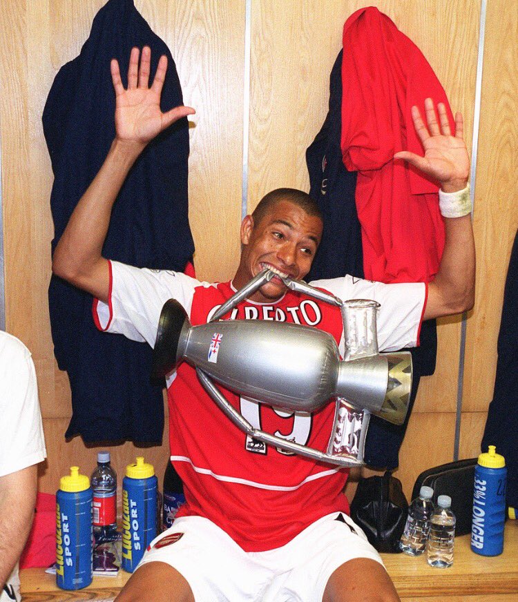 Happy birthday to Arsenal legend Gilberto Silva 