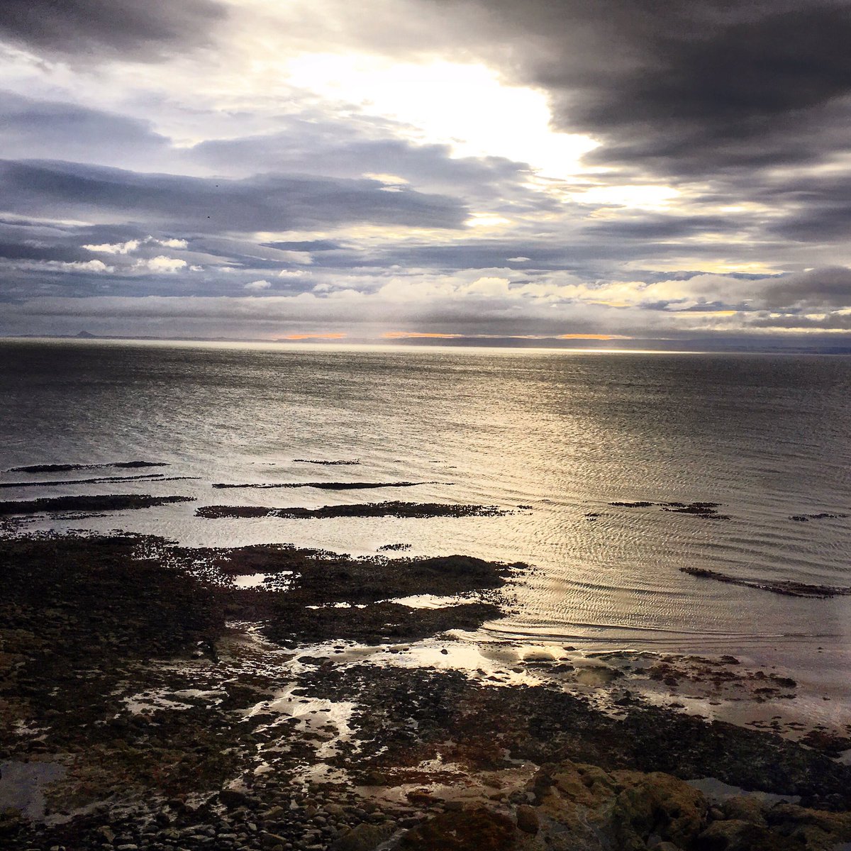 bethchristie__'s tweet photo. Beautiful train journey into work   - looking forward to working with #RTT2017 group #outdoorjourneys #lfs #outdoorlearning @RosaMurr https://t.co/AUkoiZr1wK