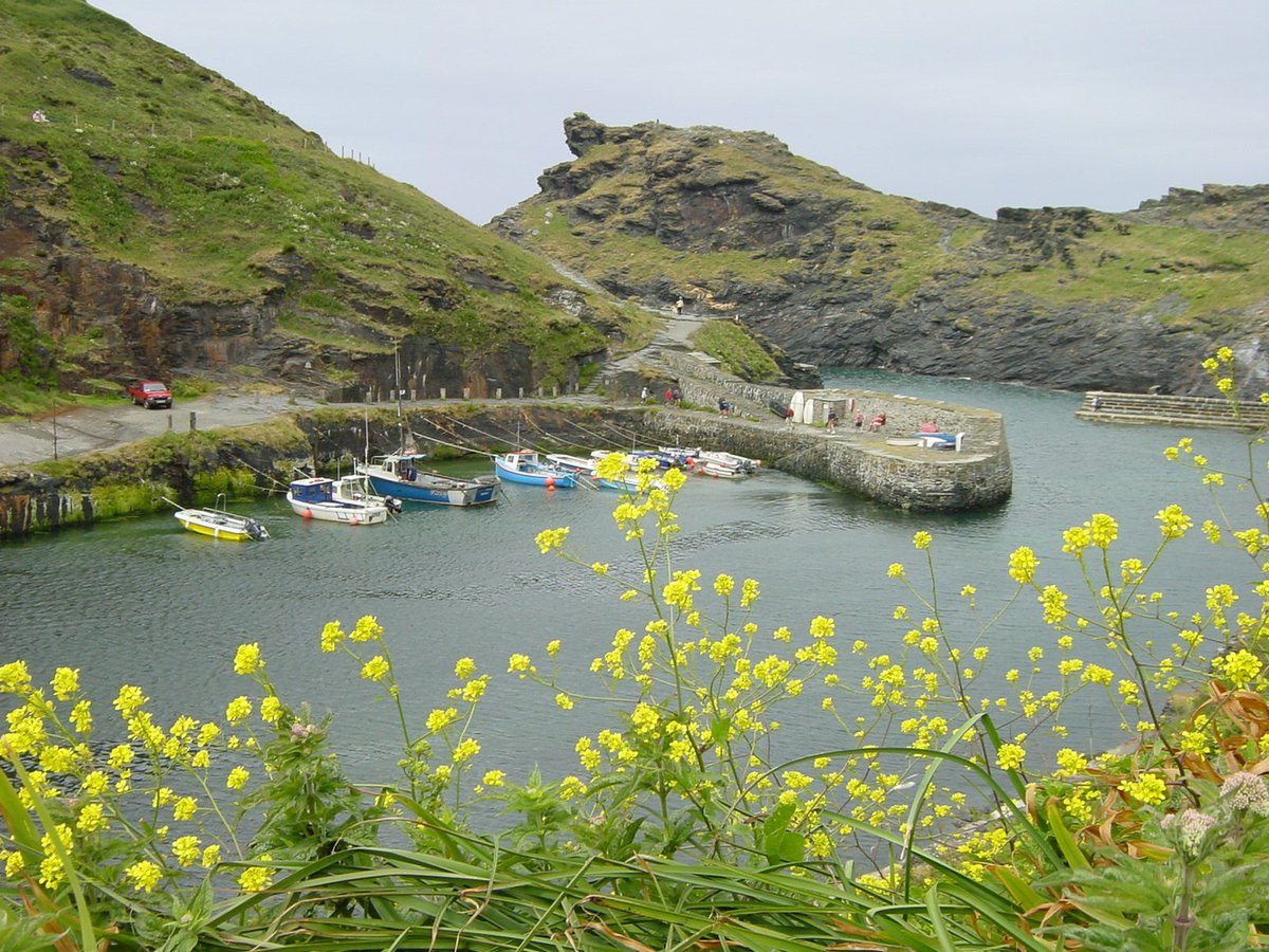 cornwallfilming's tweet photo. A number of #Horror films were made in #Cornwall in the 1970's. #DiscipleOfDeath (1972) was made at this location > https://t.co/pKtH9Lt3NO https://t.co/7yUfD3CoKU