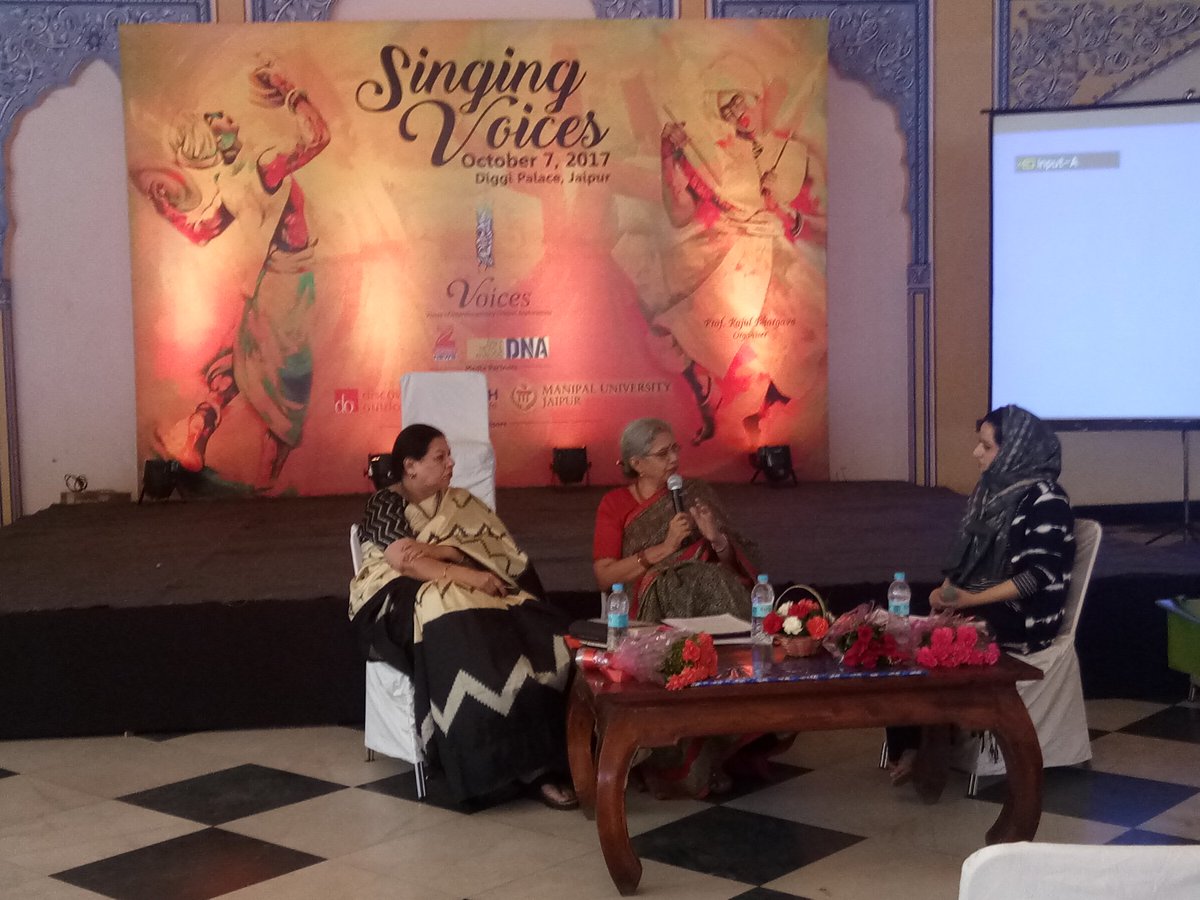 JaipurSufiFest's tweet photo. #Kashmir and #Sufism 
Explained at #Jsf2017
#Tradition and #Culture 
#DiggiPalace #Jaipur  #incredibleindia https://t.co/YOHoPBpoU4