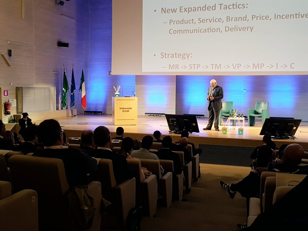 The right message, to the right person, at the right time:role of mktg automation, predictive analysis and #bigdata #PKMF2017 #PhilipKotler