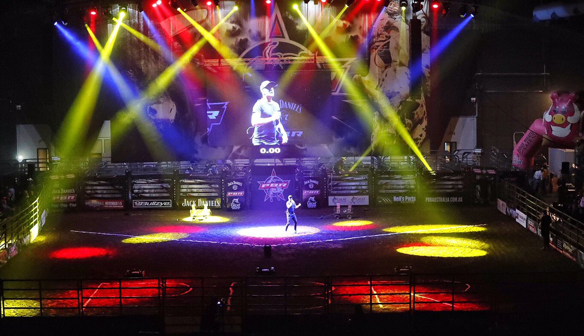 Casey_Barnes's tweet photo. Thanks for having me Newcastle! That was fun!
#PBR #PBRAUS #PBRNEW #TheWayWeRide ๐ต ๐ค ๐ https://t.co/cKTf6meoxl